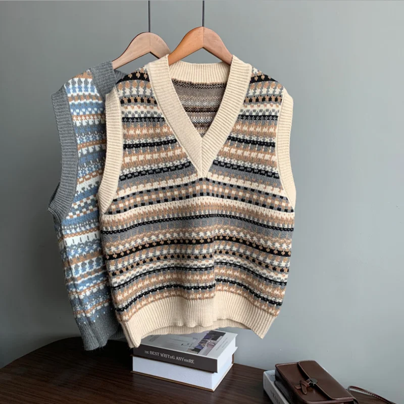 

autumn fashion simple retro color matching V-neck sleeveless vest women's knitted temperament loose casual vest