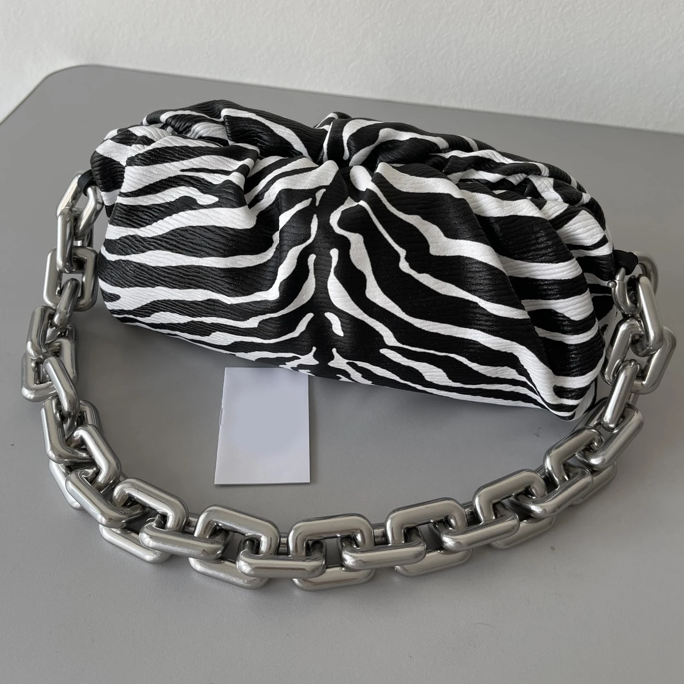 

Лидер продаж, модные вязаные женские сумки через плечо для ужина, Классическая Ручная сумка в стиле ретро, качественные дамские сумочки, рас...