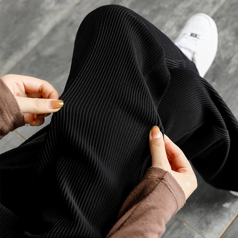 

Corduroy wide-legged pants women in the spring and autumn of tall waist drape add velvet black trousers qiu dong big yards loose