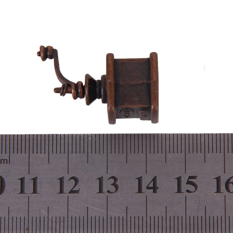 

1Pcs 1/12 Dollhouse Miniature Wooden Box with Metal Tool Set & 1Pcs Miniature Kitchens Vintage Coffee Grinder