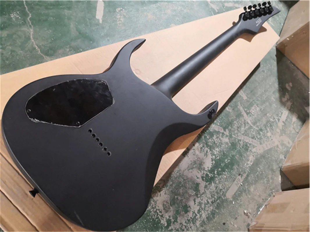 Бесплатная доставка, пользовательская 6-струнная гитара, матовый черный корпус из липы, инкрустация ракушек, фиксированный мост, искусственная шея в корпусе