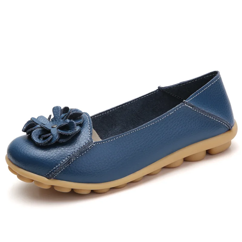 

Cross-Border Spring New Cowhide Loafers Women's Casual Large Size Soft Bottom White Shoes 2021 New