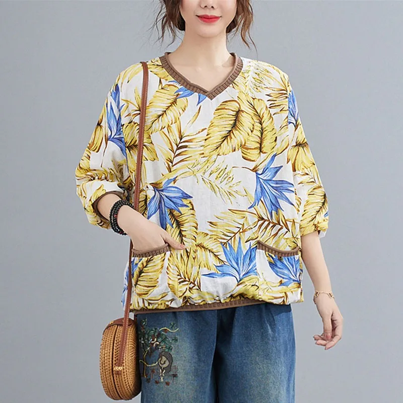 

Women Cotton Linen Casual T-shirts New Arrival 2021 Spring Simple Style Vintage V-neck Floral Print Loose Female Tops Tees S3453