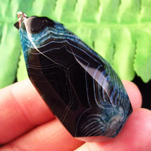 

Faceted Blue Black Onyx Druzy Geode Agate Polygon Pendant Bead 47x23mm SK60070
