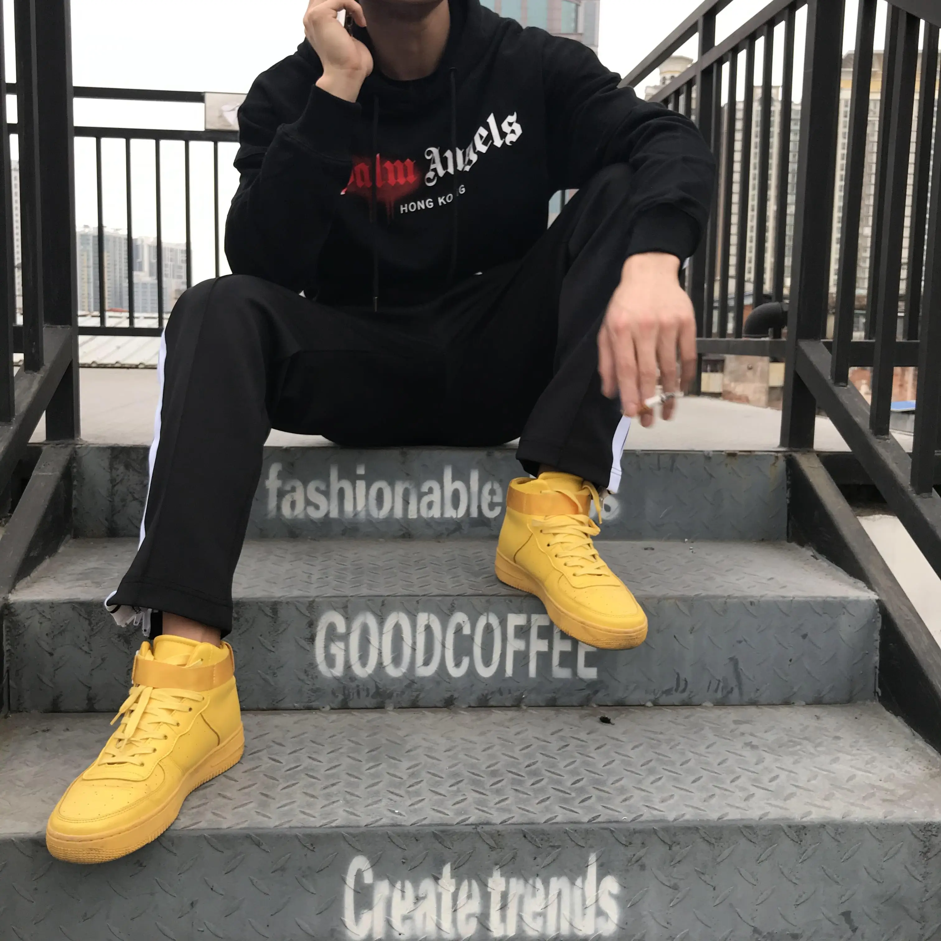 

Palm Angels chest letter spray paint print Hoodies Sweatshirts loose and versatile long sleeves 5348799