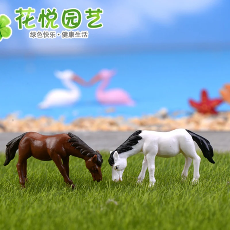 Красивая Белая коричневая лошадь мох луга подарок маленькая фигурка ремесла