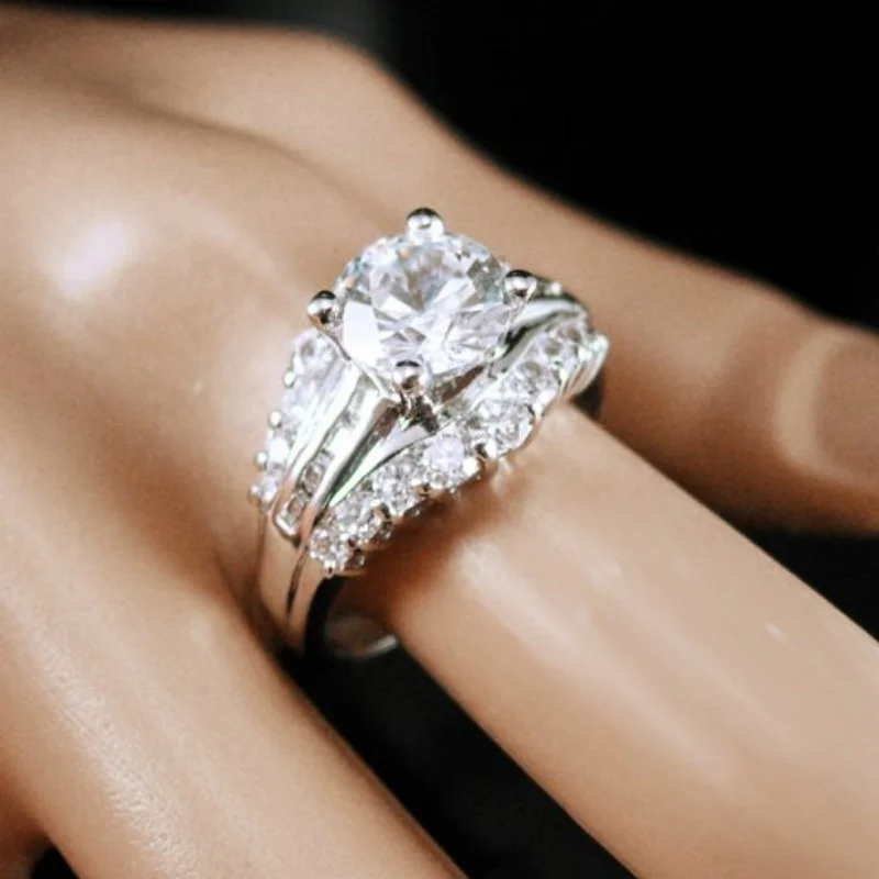 

Gorgeous White Diamond Female Romantic Wedding Engagement Bride Princess Love Ring Size 5-11