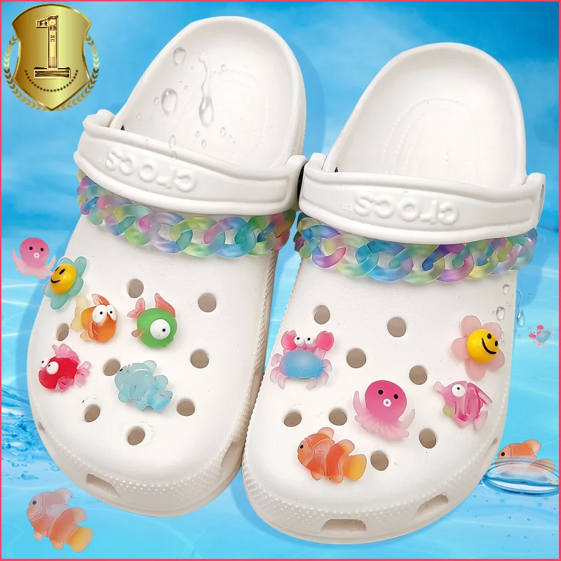 Cute Fish Crab CROC Charms Designer DIY Smiley Flower Shoes Decaration Jibb for Croc Clogs Kids Boys Women Girls Gifts