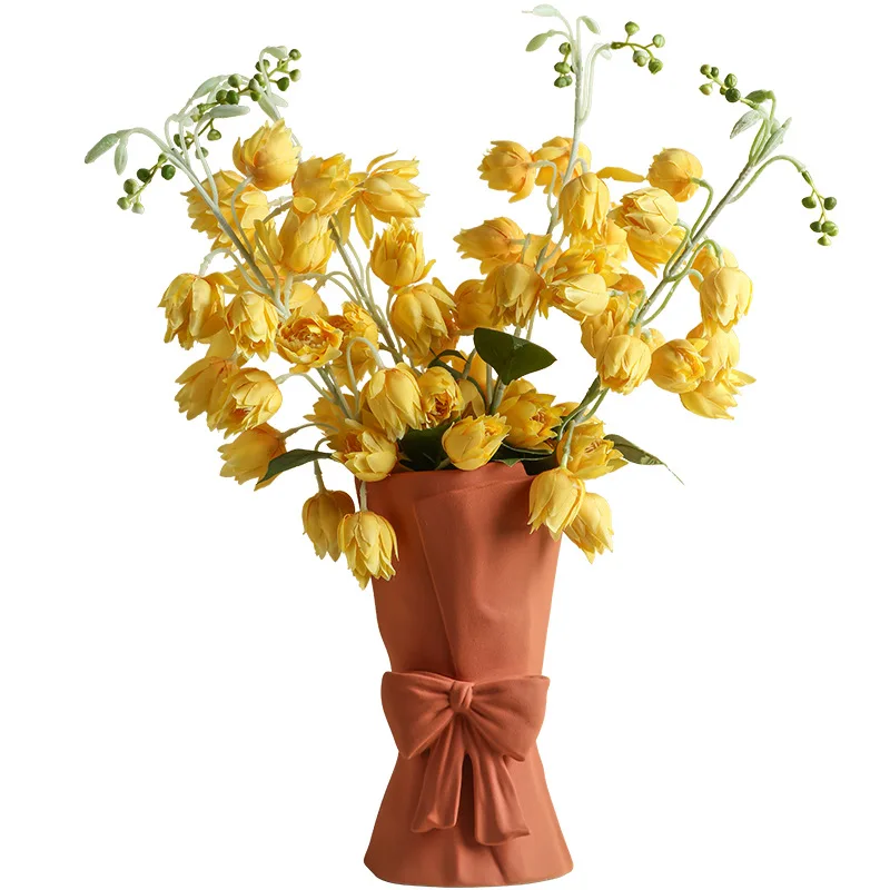

Nordic creative ceramic vase decoration, Morandi holding bouquet, flower arrangement in living room