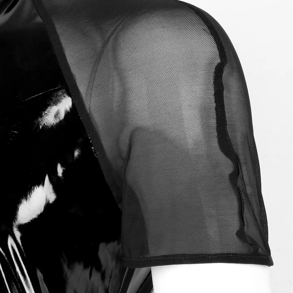 Рубашка мужская блестящая из лакированной кожи пикантная тенниска сетчатой