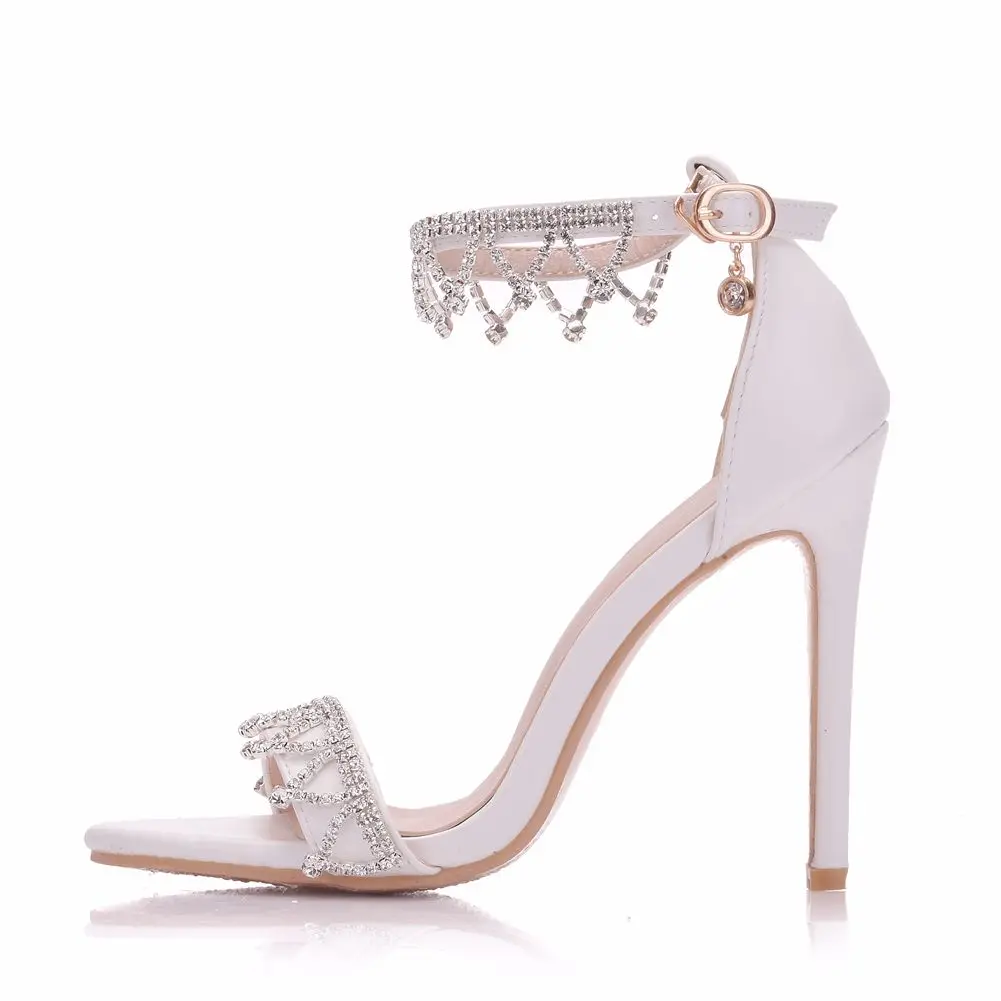 Босоножки на тонком высоком каблуке с кристаллами|Боссоножки и сандалии| |