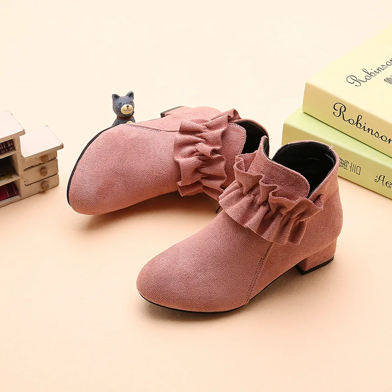 Детская обувь на высоком каблуке для девочек осенние кожаные ботинки с цветочным