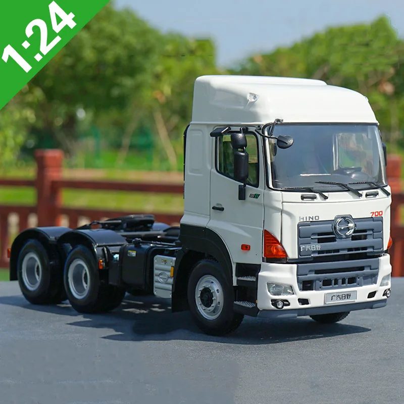 

1:24 GAC Hino Heavy 700 Tractor Trailer Truck Model Car Vehicle Boys Toy Collection Display Kids Children Adult Gift Decoration