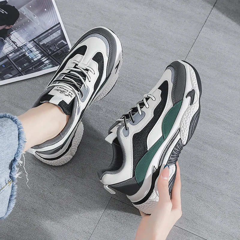 Кроссовки женские кожаные дышащие на плоской подошве белые Осень-зима 2022 | Обувь