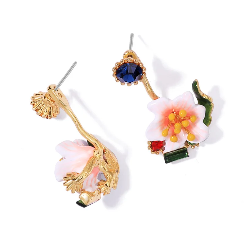 Женские серьги гвоздики в форме цветка сочного винограда маленькие с эмалью и