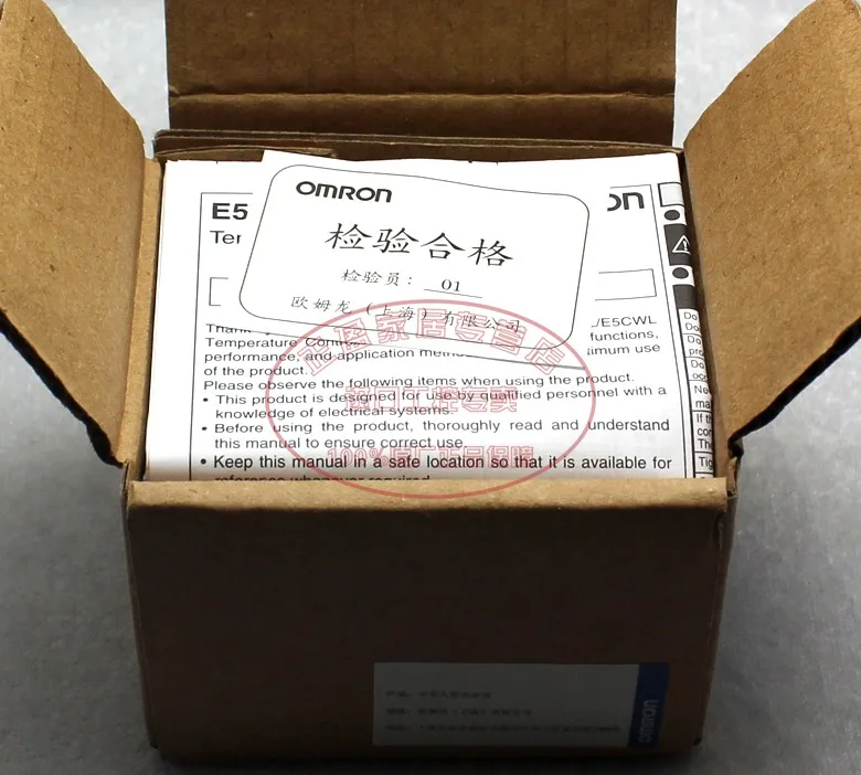 Оригинальный цифровой дисплей OMRON регулятор температуры Q1TC R1P Q1P дополнительная