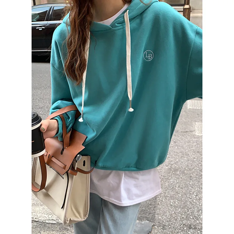 

Hoodies & Sweatshirts