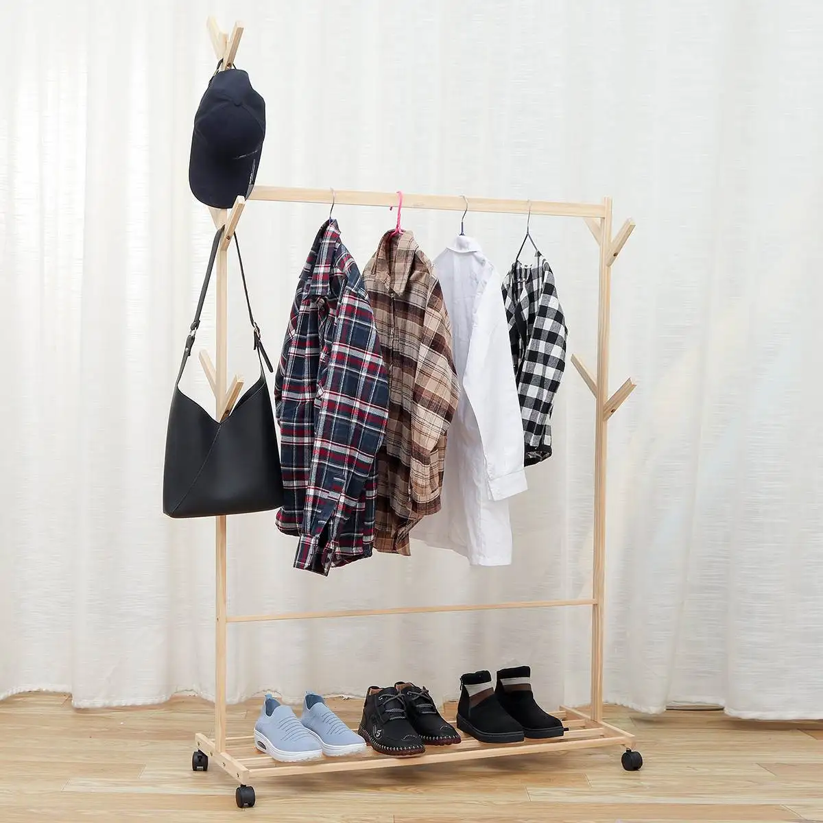 

10 Hooks Bamboo Hanger Floor Standing Coat Rack Home Clothes Hanging Storage Rack Bedroom Drying Rack With Roller