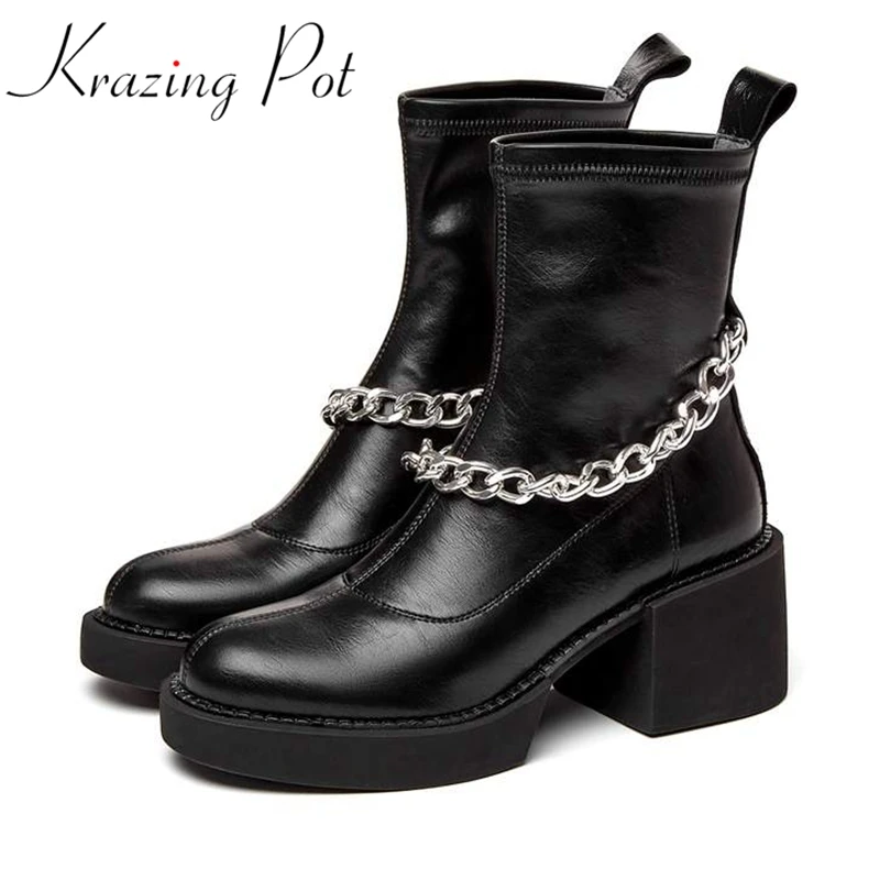 

Krazing Pot Cow Leather Round Toe Thick Bottom High Heels Chelsea Boots Slip on Keep Warm Metal Chains Punk Stretch Ankle Boots