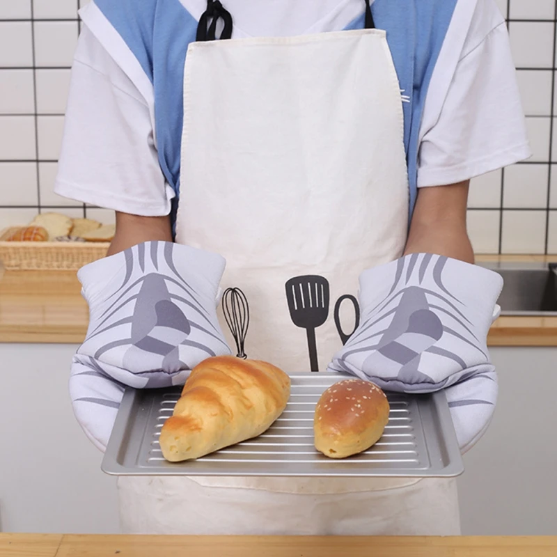 

1 Pair Cartoon Animal Cat Paws Oven Mitts Heat Resistant Non-slip Long 3D Microwave Gloves Baking Insulation Gloves