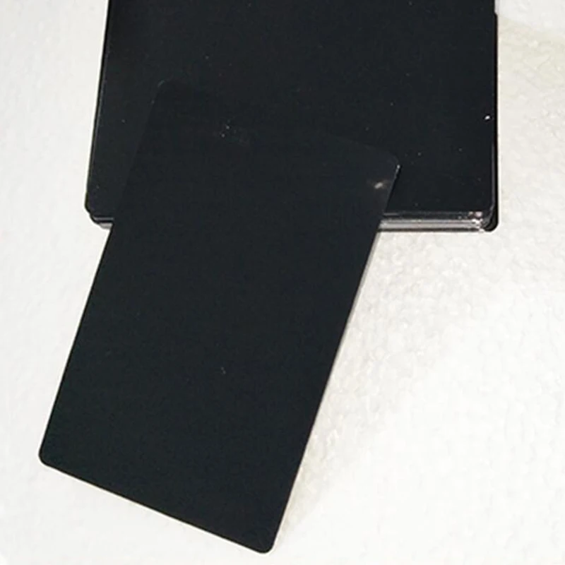 

100Pcs Black Aluminum Alloy Card Engraving Metal Business Access Business Card Blank 0.22Mm Thickness