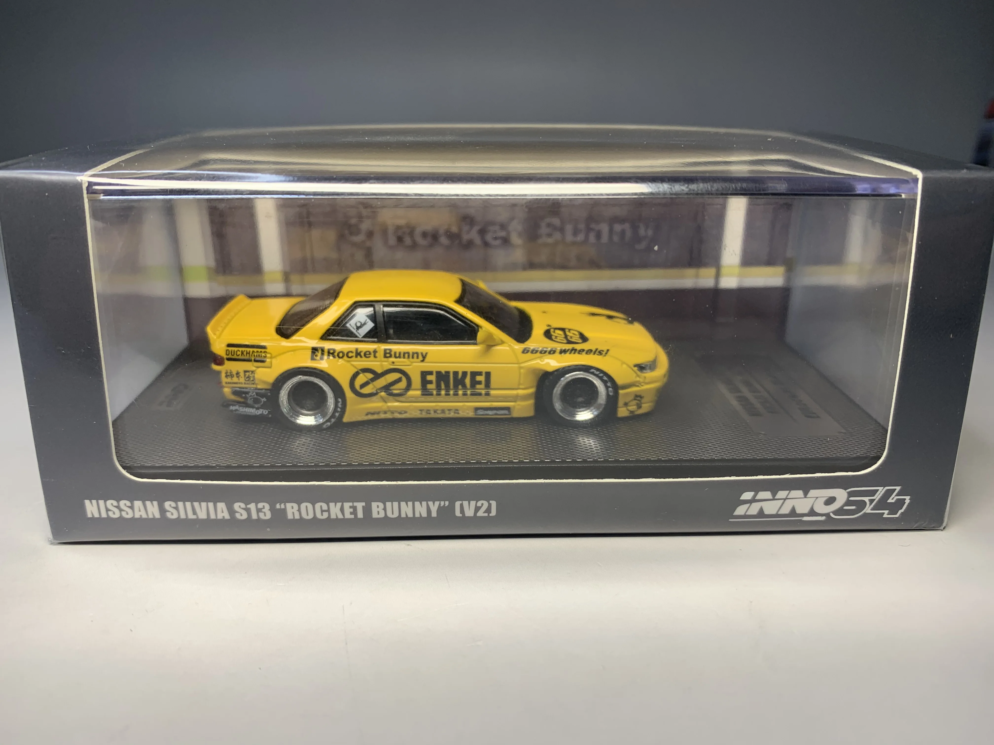 

Inno 1/64 Nissan Silvia S13 Rocket Bunny V2 IN64-S13V2-YL Die Cast Model Car Collection Limited