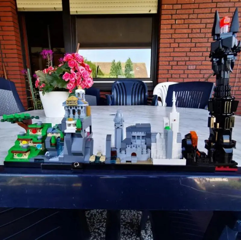 

Spot MOC-20513 Magic Castles Movie Collection Castle Skyline Architecture Model Building Blocks Bricks DIY Toys for Children