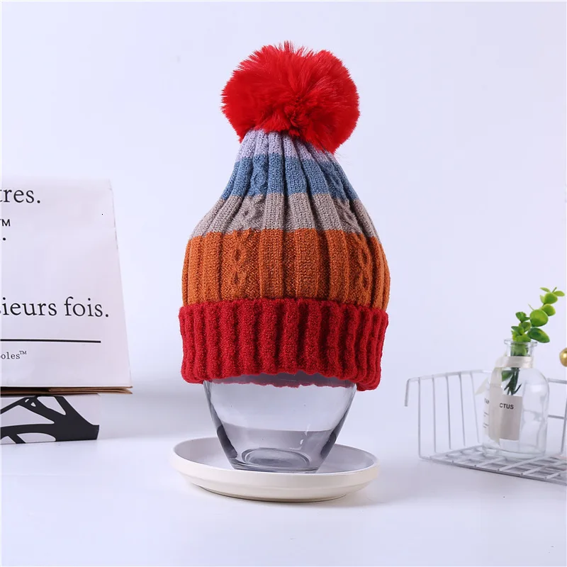 Зимняя женская шапка PEIKONG с подкладкой из теплых бобов бархатной шерстью внутри