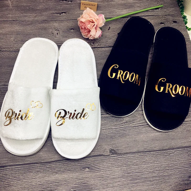 personalize black wedding honeymoon bride groom spa slippers day groomsman bridesman hen night Bachelorette party favors gifts
