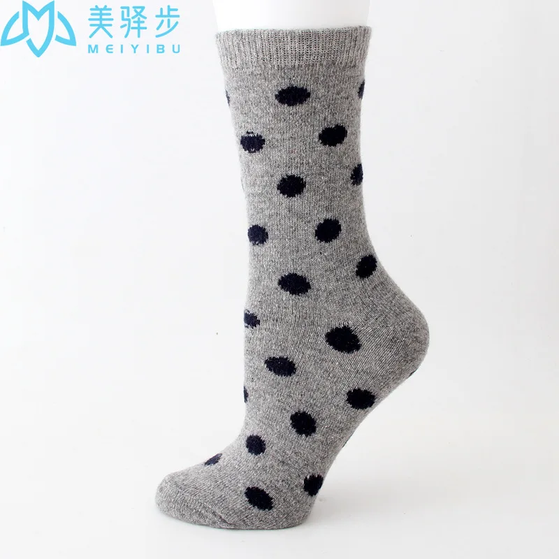 12 Pairs Per Set Winter Thickened Wool Socks Hot Sale Warm Women's Wool Socks Dot Socks Factory