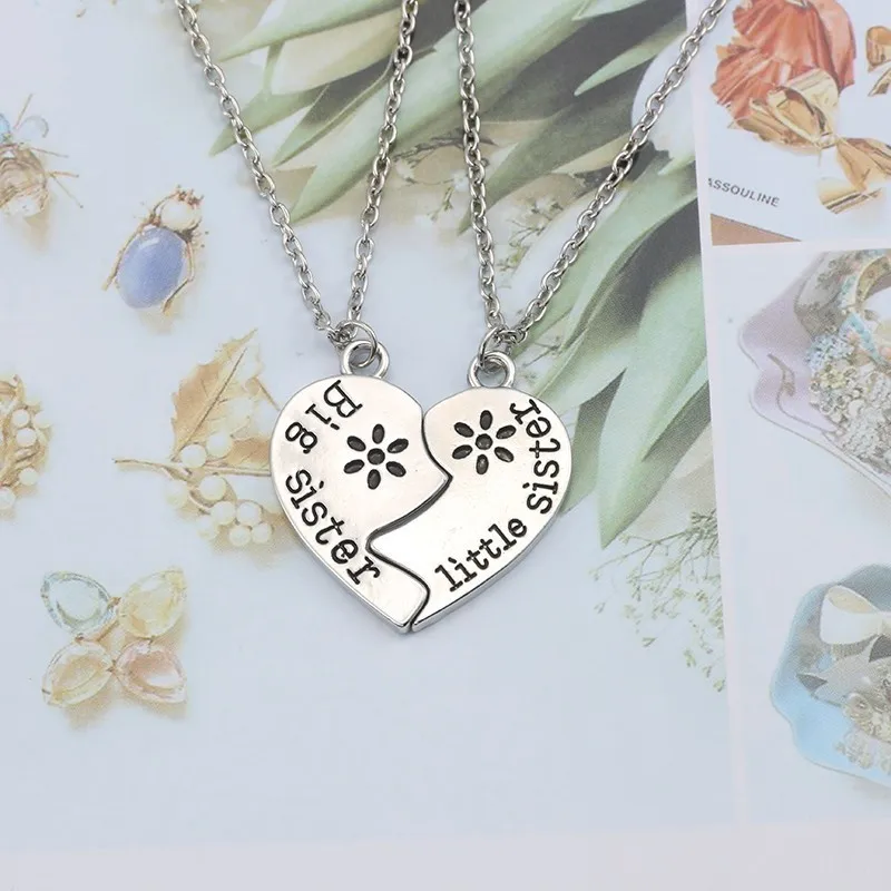 

Exquisite Ladies Necklace 2-piece-set Letter Pendant Sister Necklace Color Puzzle Affection Girl Friendship Jewelry