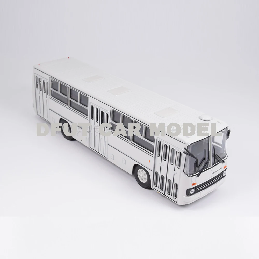 Модель автомобиля из сплава Ikarus 260 1:43|Наземный транспорт| |