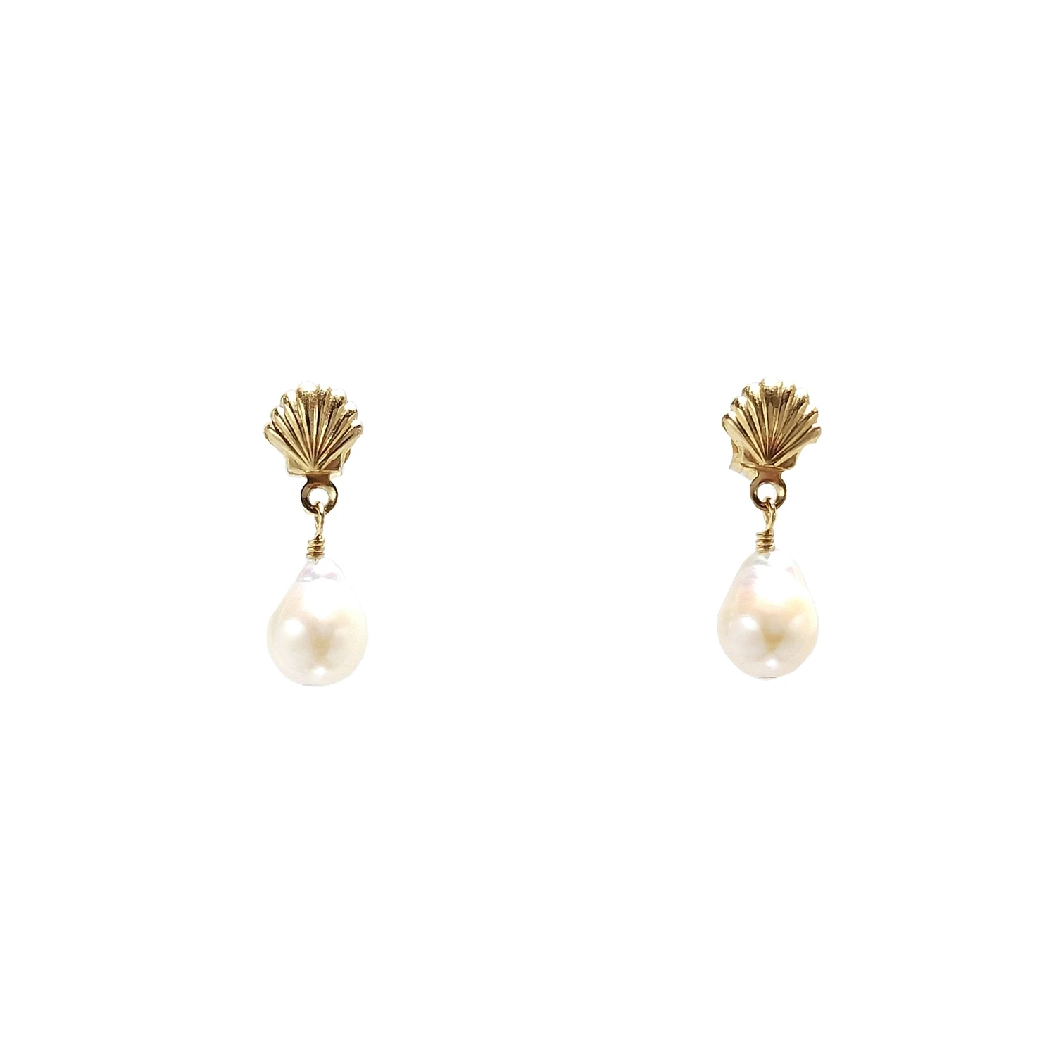

Lii Ji White Baroque Pearl 14K Gold Filled Shell Stud Earrings Freshwater Pearl Small Handmade Jewelry For Women Gift