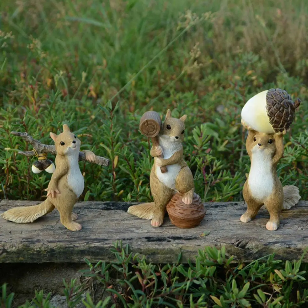 

Resin Squirrel Statue Creative Cute Squirrel Ornaments Home Garden Decoration Forest Gift Decorative Garden Sculpture