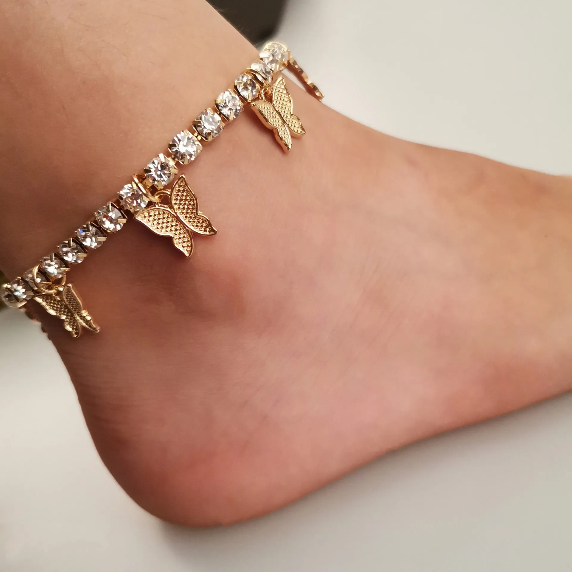

Fashion Rhinestone Crystal Butterfly Pendant Ankle for Women Statement Bling Tennis Chain Anklet CZ Zircon Butterfly Foot Chain