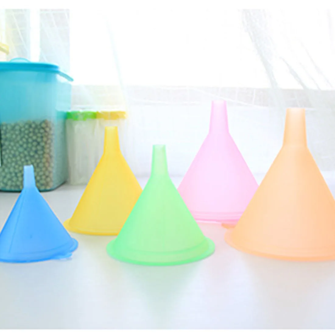

Small Medium Large Plastic Funnel Set Filter Home Kitchen Garden Tool