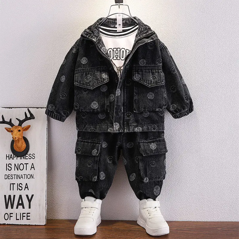 Осенний костюм для мальчиков джинсы в иностранном стиле свободный Детский