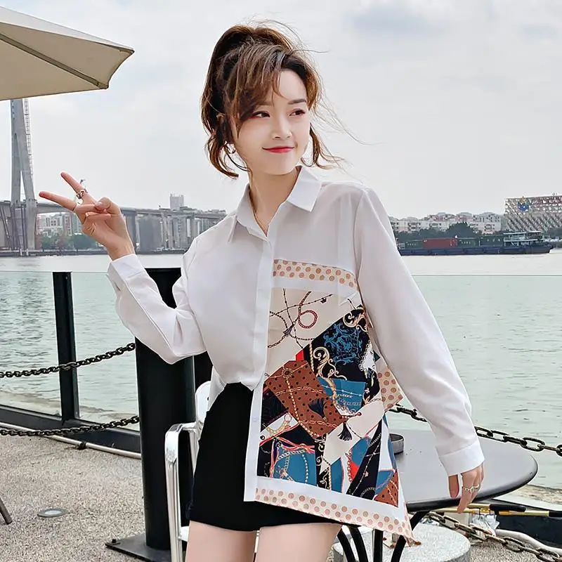 

White shirt women's Retro Hong Kong style new 2021 loose Korean style printed chic shirt design sense niche top