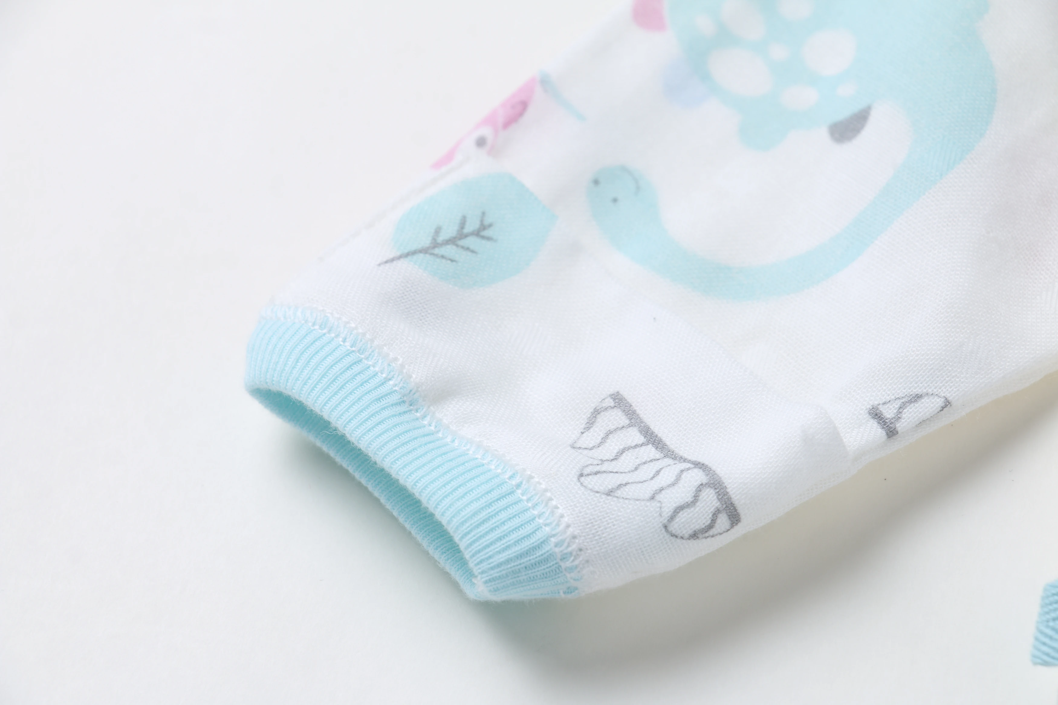 

New 2021 Kids Boys Girls Summer Clothing Sets Cute Cartoon Y-Neck Short Sleeve T-Shirt Tops with Shorts Toddler Baby Pajamas Set
