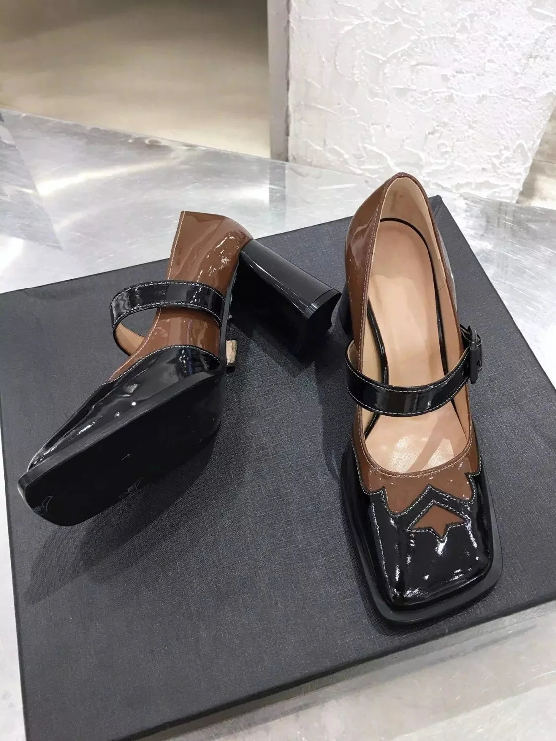 

Women Pumps Fashion Mixed Color Mary Janes Women Sandals Thick High Heels Women Party Dress Shoes Genuine Leather Women Pumps