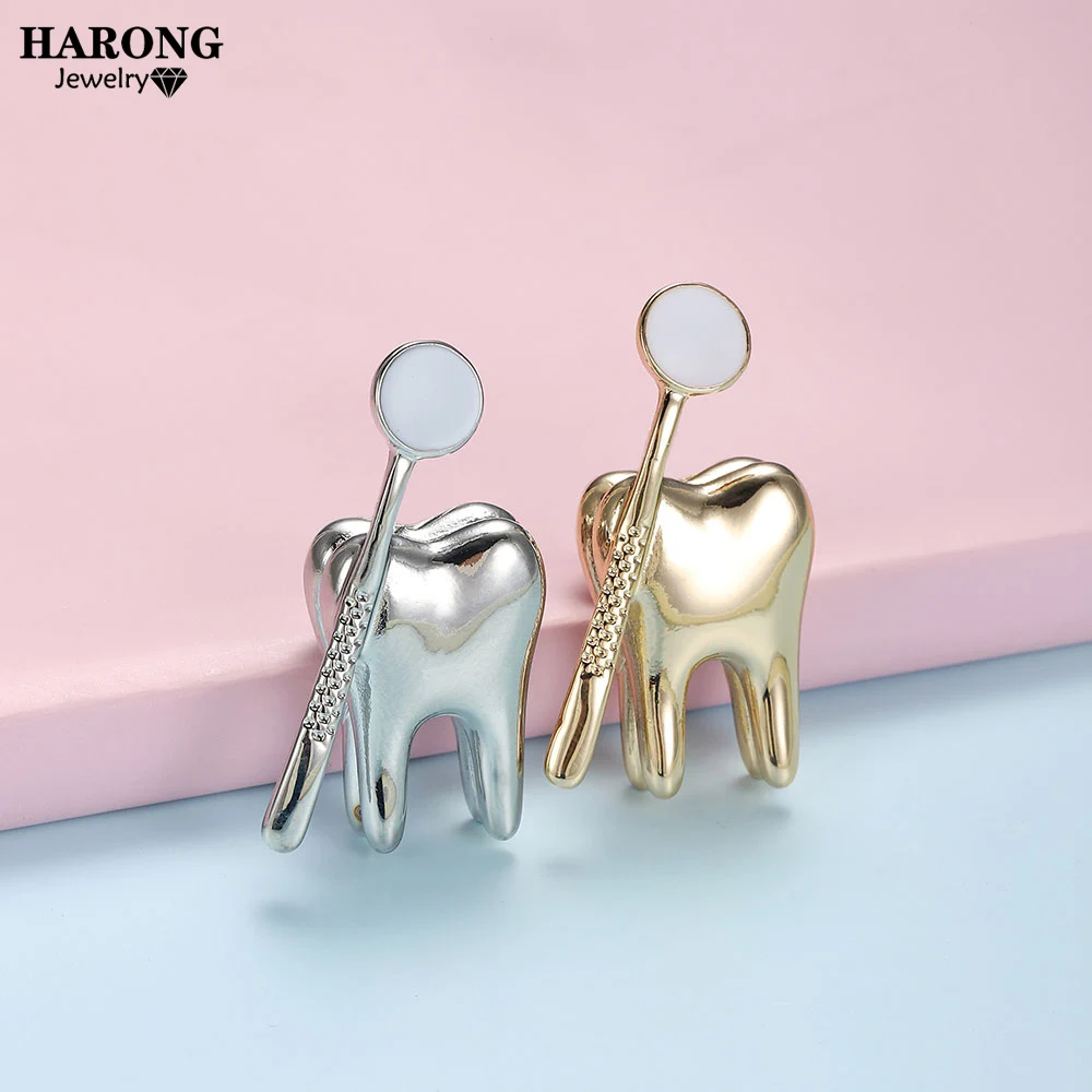 2 Color Classic Medical Cute Tooth Shape Brooch Zinc Alloy Gold Color Pin Dentist Nurse Enamel Pins Backpack Badge Women Gift