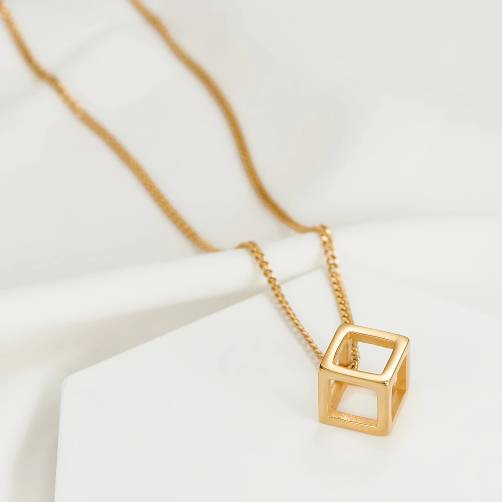 

Hollow Cube Pendant Necklace For Men Stainless Steel Geometric Square Street Style Hip Hop Men Chain Fashion Jewelry Gift