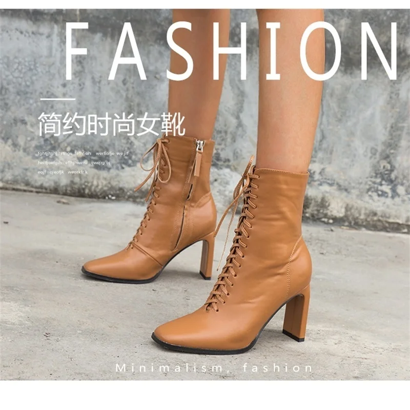 

Straight new lace up women's boot 35 to 42