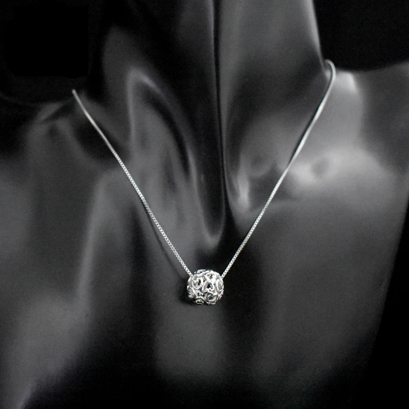 Женское колье из серебра 925 пробы с круглым кулоном в форме сердца | Украшения и