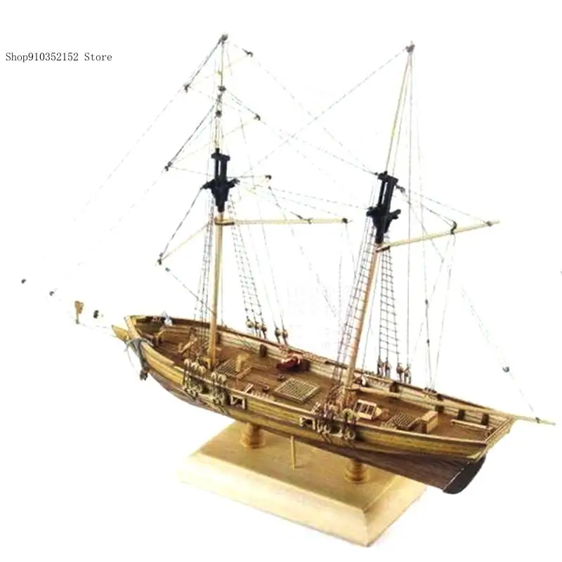 

Деревянная модель парусника 1:70