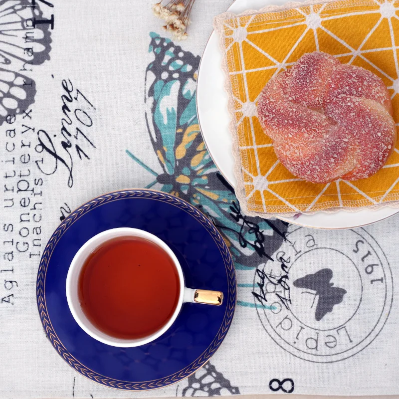 Европейский набор кофейных кружек из костяного фарфора 200 мл роскошная