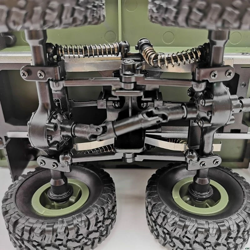Горячая Распродажа радиоуправляемая машина 4WD 1:16 2 4G с дистанционным управлением