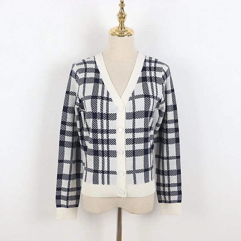 

V Neck Plaid Cardigan Women 2021 Early Autumn Thin Knitted Cardigan Vintage Sweater Coat Fashion Knit Jacket for Girls
