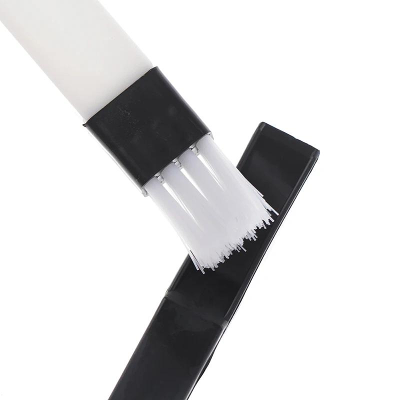 

Multipurpose Cleaner+Dustpan Window Door Keyboard Gap Cleaning Brush 2 In 1 Cleaning Tool