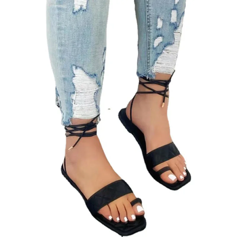 

Summer 2021 Oversize Woman Sandals Flat Bandage Breathable Solid Color Europe America African Fashion Casual Simple